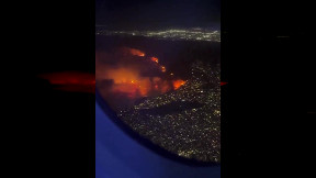 Aerial video captures Palisades Fire