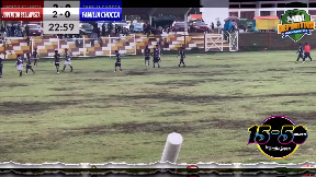Fulmine sul campo da calcio durante la partita uccide e ferisce giocatori in Perù