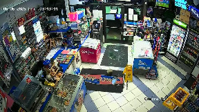 Bend burglary suspect throws Molotov cocktail, fights K-9, sets self on fire