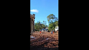 Mongolfiera con a bordo 21 passeggeri prende fuoco e si schianta in Brasile, uccidendo almeno otto persone