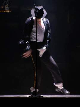 The King of Pop is forever. 👑✨ Watching Michael Jackson dance is a reminder of what pure genius looks like. His moves will never be duplicated, only celebrated. Who else still tries to moonwalk? 🙋‍♂️❤️