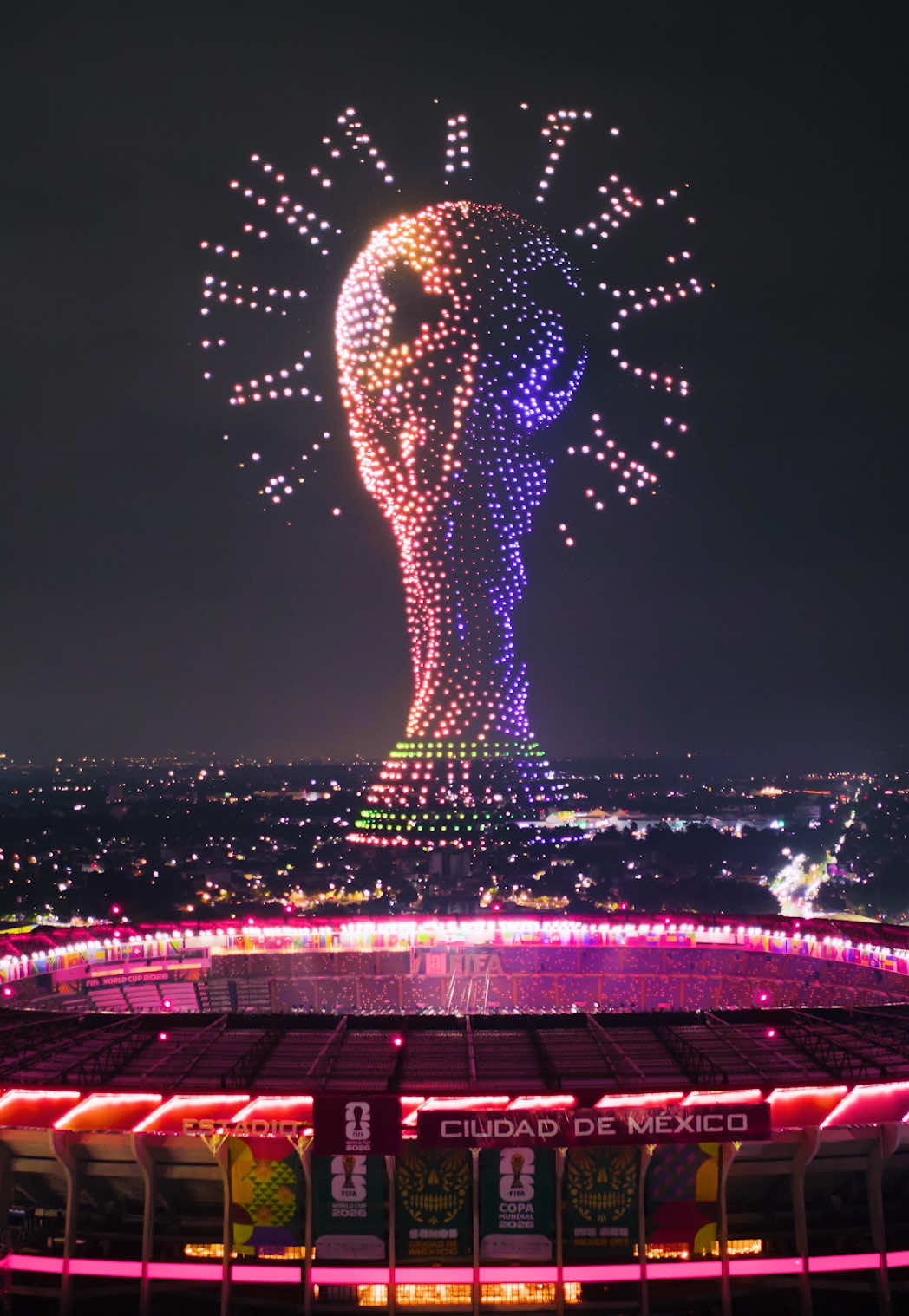 Lighting up the night sky in Mexico City for the  ✨