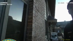 Body cam video shows Edmond officers finding 2 toddlers at home alone after neighbors heard crying