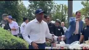 New York Mayor smells a bag of weed before incinerating 4 tons of seized cannabis