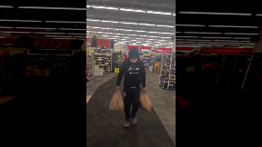 Wanna-be shoplifter stopped by customer