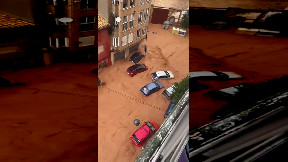 Flash flooding hits southern and eastern Spain